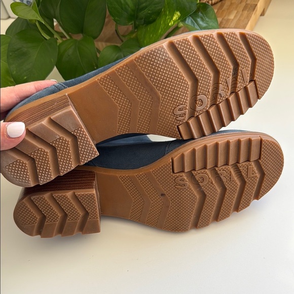 SOREL Womens Cate Chelsea Blue Suede Ankle Boots 8.5 Heeled Everyday Chic - Picture 4 of 5